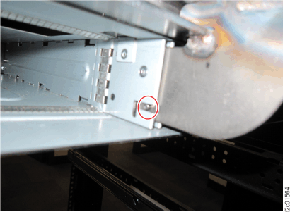 Storage enclosure middle slot